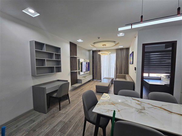 Cho thuê căn hộ cao cấp full nội thất Celesta Rise Nhà Bè