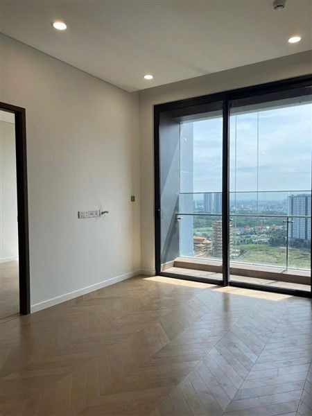 Bán căn hộ 1 phòng ngủ, nội thất cơ bản tại Lumiere Riverside