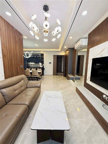 Bán căn hộ cao cấp 3 phòng ngủ kèm ô xe hầm tại The Peak M8