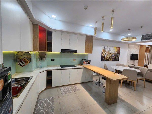 Bán căn hộ đầy đủ nội thất tại Saigon South Residence Nhà Bè