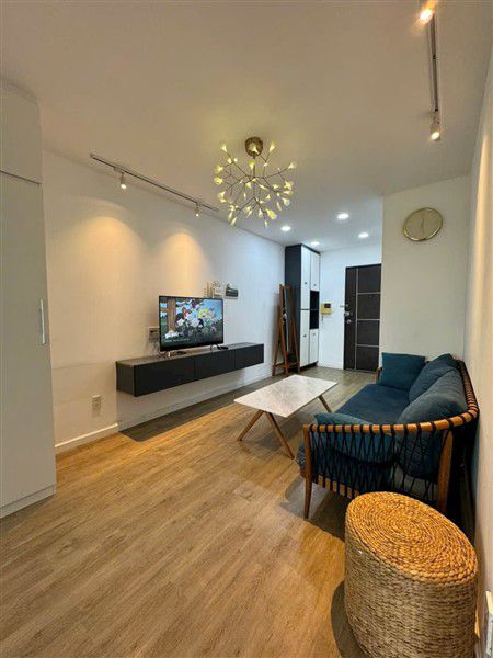 Cho thuê căn hộ view sông, lầu cao 3 phòng ngủ tại Sky Garden 3