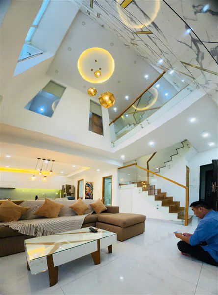 Cho thuê căn penthouse Sky Garden 3, 3 phòng ngủ đủ nội thất
