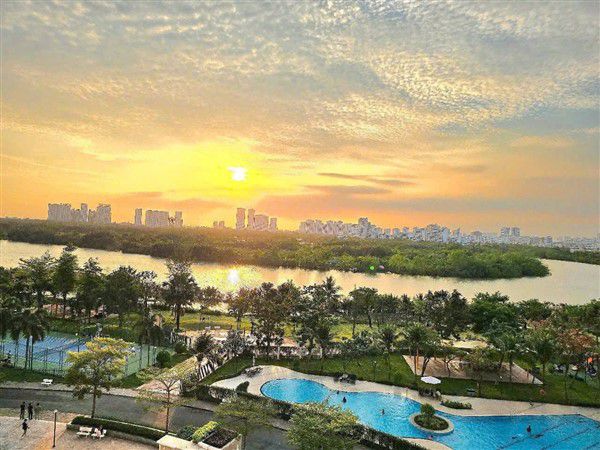 Bán căn hộ cao cấp Riverside Residence, view sông tuyệt đẹp, giá tốt