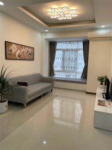 Cho thuê căn hộ 2 phòng ngủ, nhà sạch đẹp thoáng mát tại Sky Graden 3