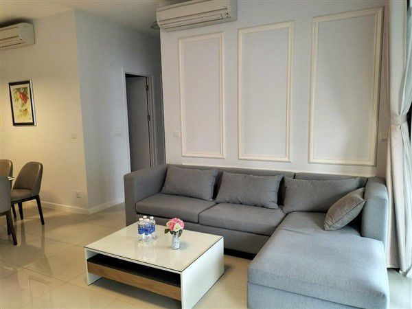 Cho thuê căn hộ cao cấp tháp T4 Estella Heights, nhà mới view hồ bơi