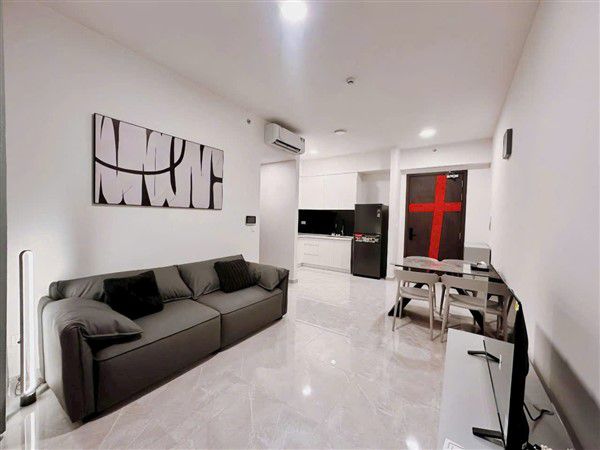 Cho thuê căn hộ đẹp, đủ nội thất diện tích nhỏ tại Celesta Rise Nhà Bè