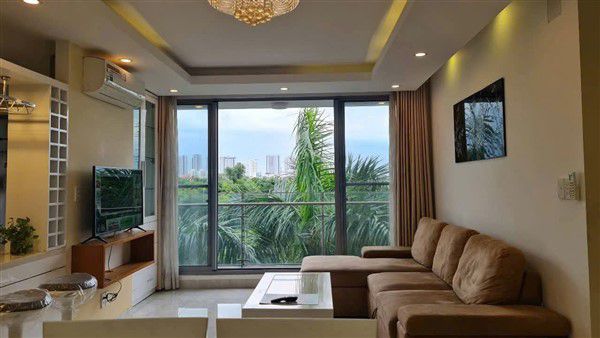 Cho thuê căn hộ Green Valley 2 phòng ngủ, vị trí căn góc thoáng mát
