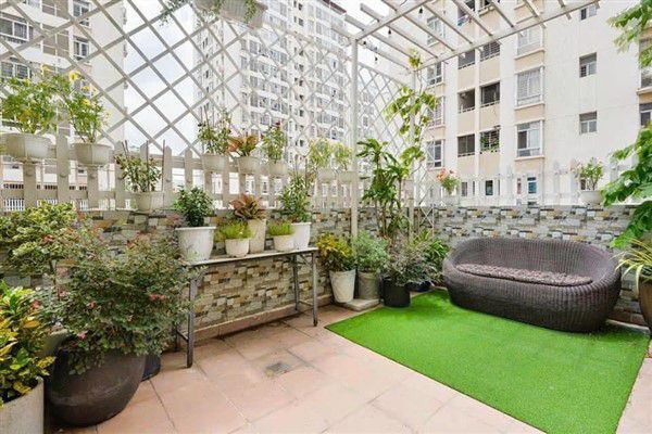 Cho thuê căn hộ sân vườn đẹp thoáng mát, 2 phòng ngủ tại Sky Garden 3