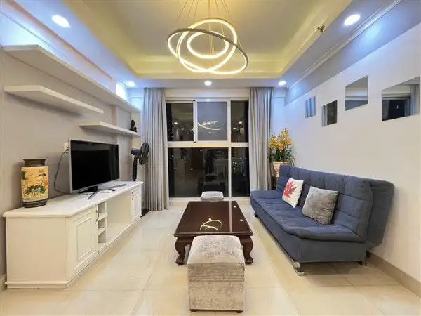 Căn Hộ Dịch Vụ Scenic Valley 2: Airbnb 2PN, Giá 1.4 Triệu/Đêm