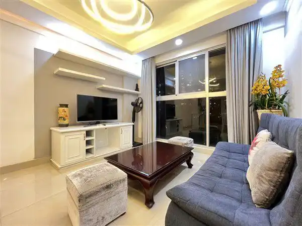 Căn Hộ Dịch Vụ Scenic Valley 2: Airbnb 2PN, Giá 1.4 Triệu/Đêm