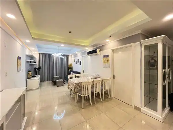 Căn Hộ Dịch Vụ Scenic Valley 2: Airbnb 2PN, Giá 1.4 Triệu/Đêm
