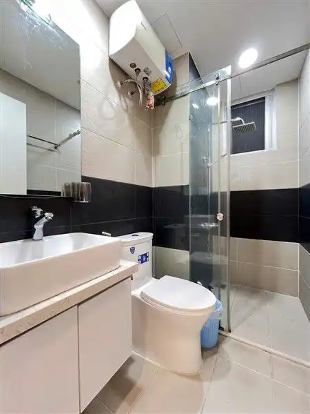 Căn Hộ Dịch Vụ Scenic Valley 2: Airbnb 2PN, Giá 1.4 Triệu/Đêm