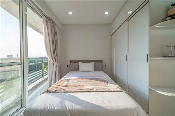 Thuê Riverpark Residence 134m² 3PN Mới 100%, View Hồ Bơi
