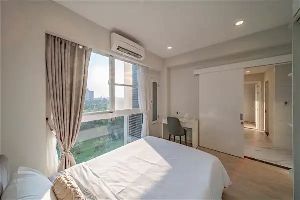 Thuê Riverpark Residence 134m² 3PN Mới 100%, View Hồ Bơi