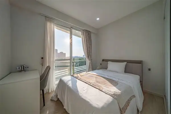 Thuê Riverpark Residence 134m² 3PN Mới 100%, View Hồ Bơi